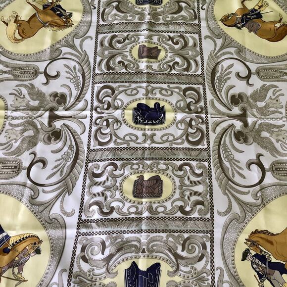 Vintage Authentic Hermès Silk Scarf 90cm La Présentation Horse Scarf - Picture 11 of 12